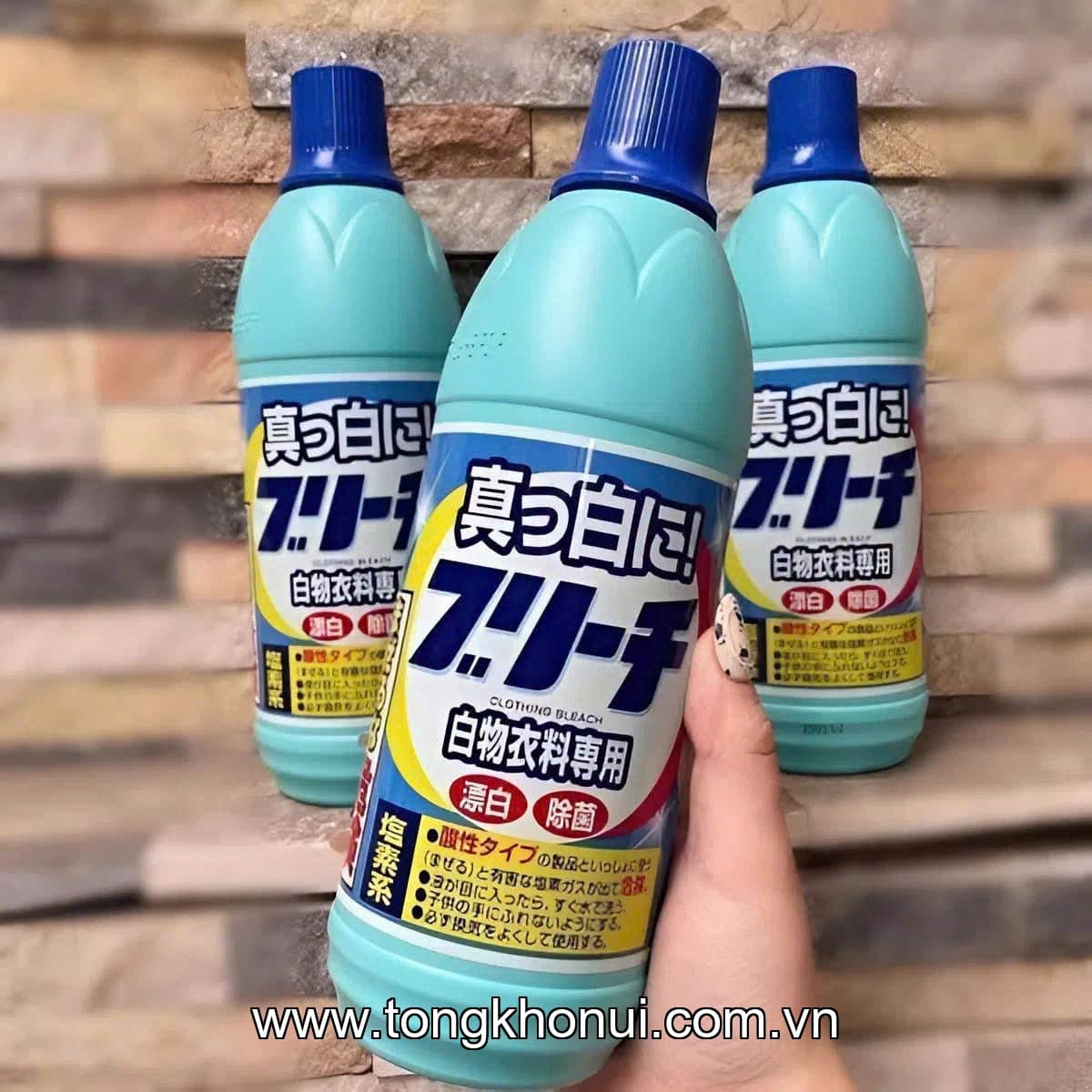 💥 Cứu tinh áo trắng! Nước Tẩy Trắng Rocket 600ml Nhật Bản – Sạch Tinh Tươm, Sáng Như Mới!